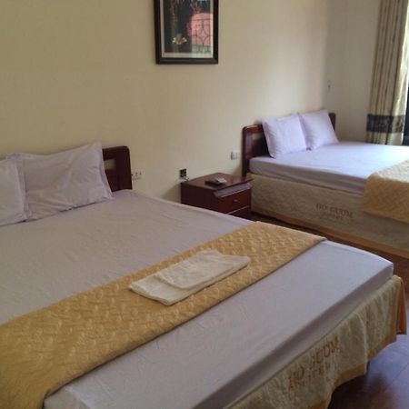 Khach San Ho Guom Hotel Sam Son Exterior photo